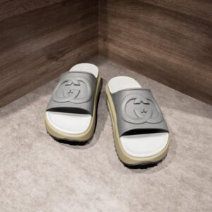 DÉP GUCCI INTERLOCKING G SLIDE SANDAL