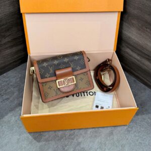 Túi Louis Vuitton Dauphine Mini Monogram Canvas M45959 2025