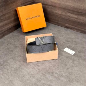 Thắt Lưng Louis Vuitton Grey Monogram Eclipse Initiales Reversible Ceinture