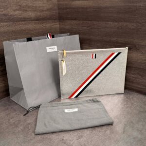 Clutch Thom Browne Striped Pebbled-Leather Sliver