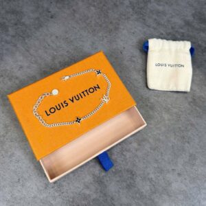 Vòng Tay Louis Vuitton Spike M1520A